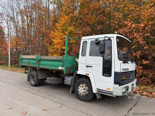 Tipper truck VOLVO FL611