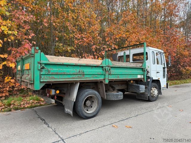 Tipper truck VOLVO FL611