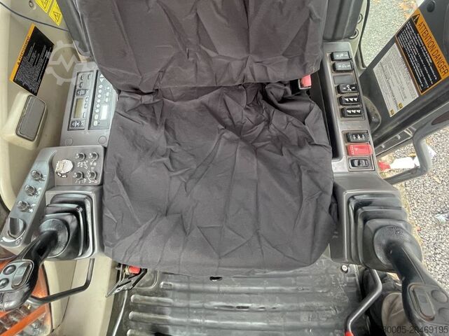 Radbagger Hitachi ZX 140 W-3