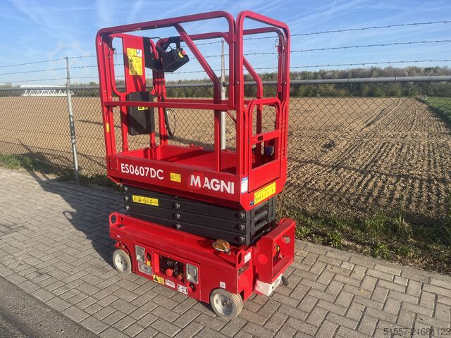 Scissor lift MAGNI ES0607DC | 2023