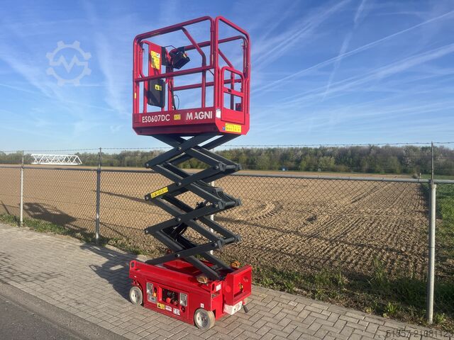 Scissor lift MAGNI ES0607DC | 2023