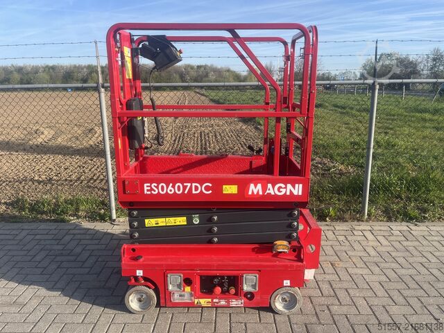 Scissor lift MAGNI ES0607DC | 2023
