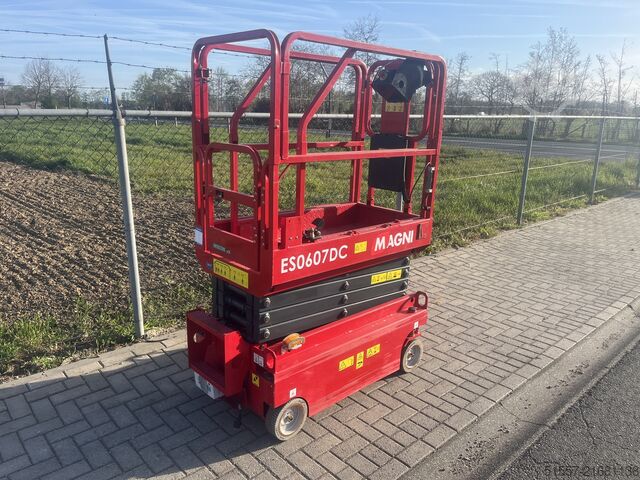 Scissor lift MAGNI ES0607DC | 2023
