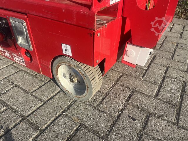 Scissor lift MAGNI ES0607DC | 2023