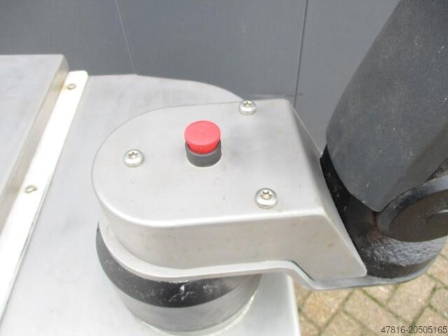 Pallet truck BT LPE200i