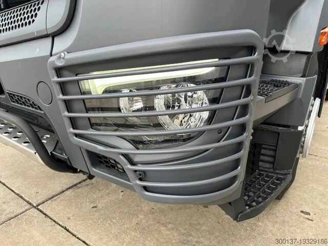 Standard-SZM Mercedes-Benz Actros 3340 S 6x4 Tractor Head