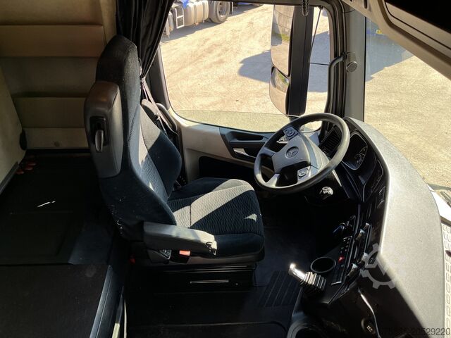 Standard tractor Mercedes-Benz Actros 1842 Streamspace / 937 dkm / 2 Tanks / N...