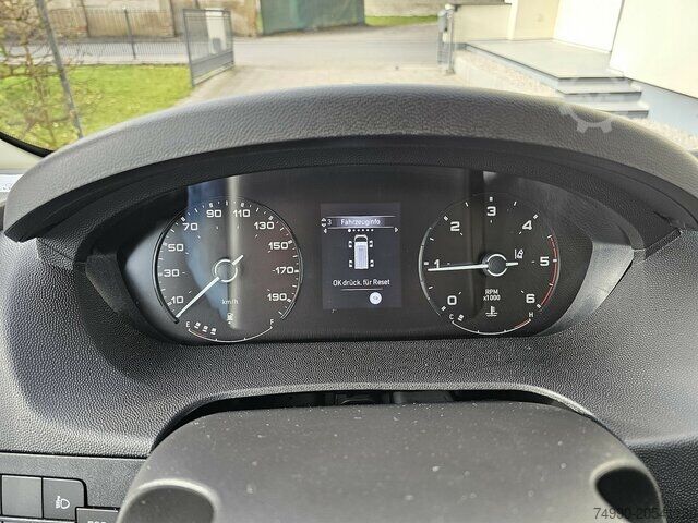 High top van Fiat Ducato 35 L3H2 MAXI 13m³ 180 teilverglast