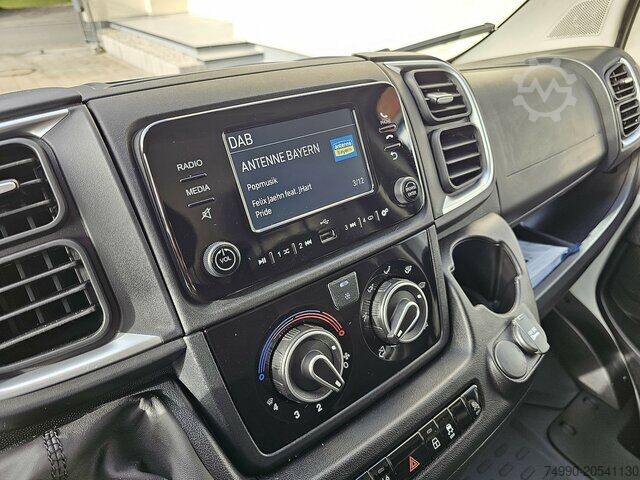 High top van Fiat Ducato 35 L3H2 MAXI 13m³ 180 teilverglast