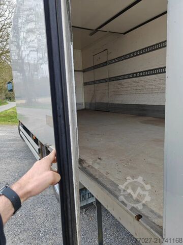 Koffer DAF LF 55.250 Box iso