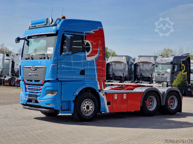 Standard-SZM MAN TGX 33.510 6x4 - Facelift - Low km 252Tkm - Nav...