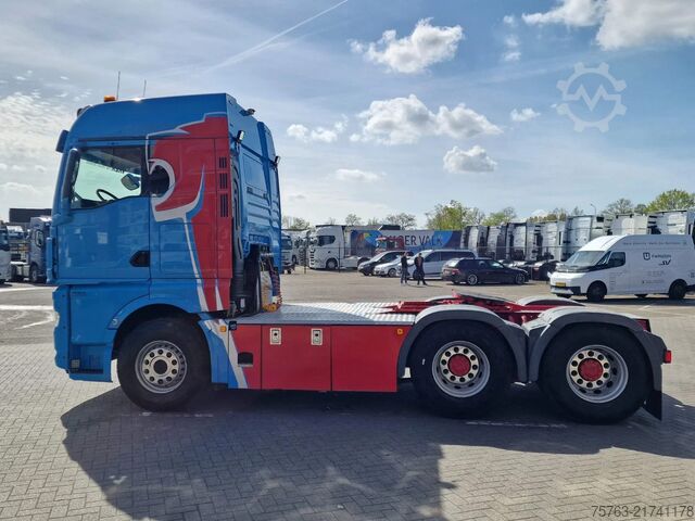 Standard-SZM MAN TGX 33.510 6x4 - Facelift - Low km 252Tkm - Nav...