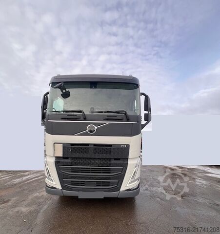 Standard tractor unit VOLVO FH 500