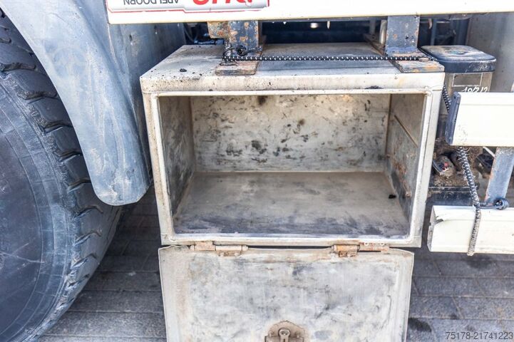 Hook arm system MAN TGS 41.440 BB