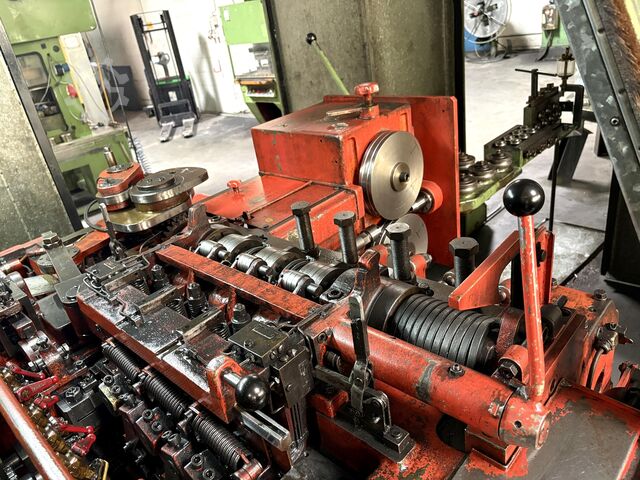 Multi-stage press HATEBUR BKA 2