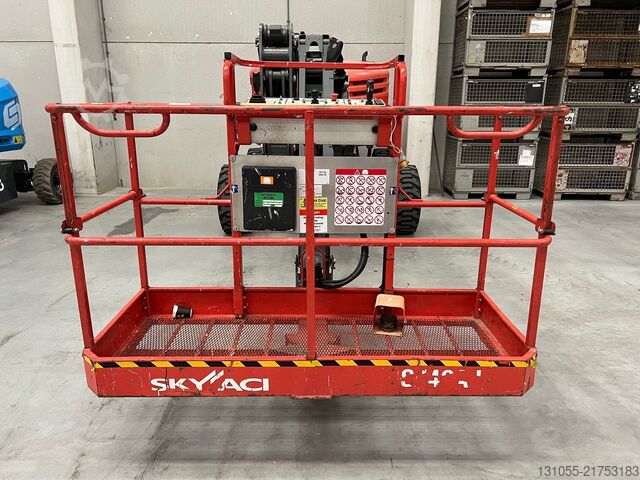 Aerial work platform with 4x4 drive Skyjack SJ46AJ