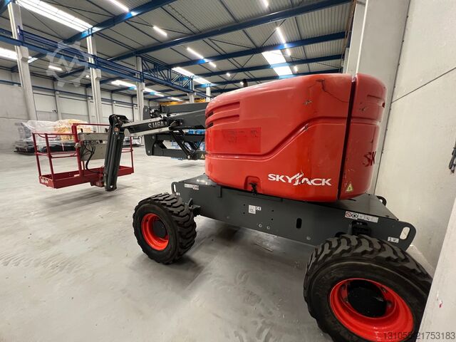 Aerial work platform with 4x4 drive Skyjack SJ46AJ