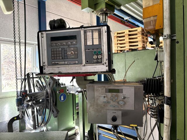 Hydraulic press HAULICK + ROOS RVD 125-1180 NS