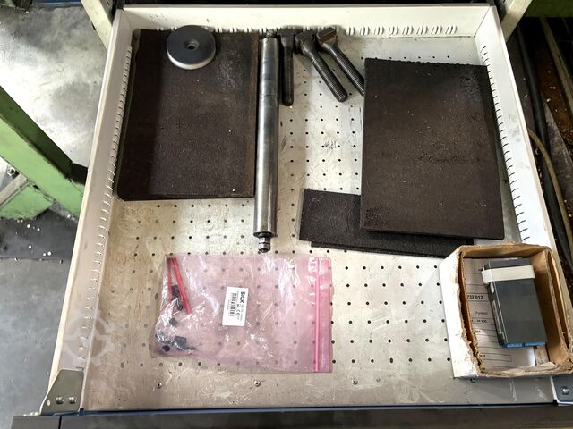 Hydraulic press HAULICK + ROOS RVD 125-1180 NS