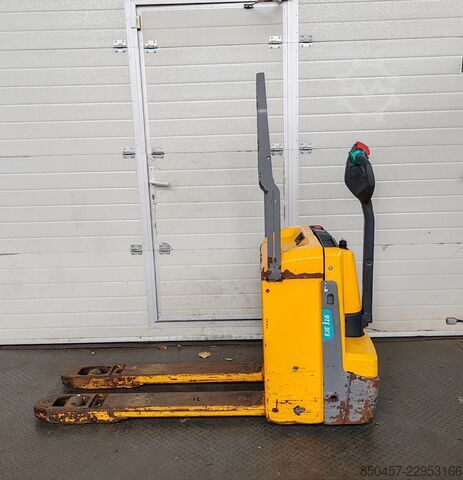 Niederhubwagen Jungheinrich EJE 116 2022y/ 1800mh