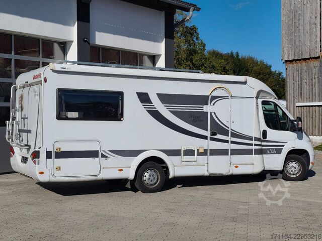Teilintegriertes Wohnmobil DETHLEFFS Magic Edition T 001, SAT, Solar, AHK