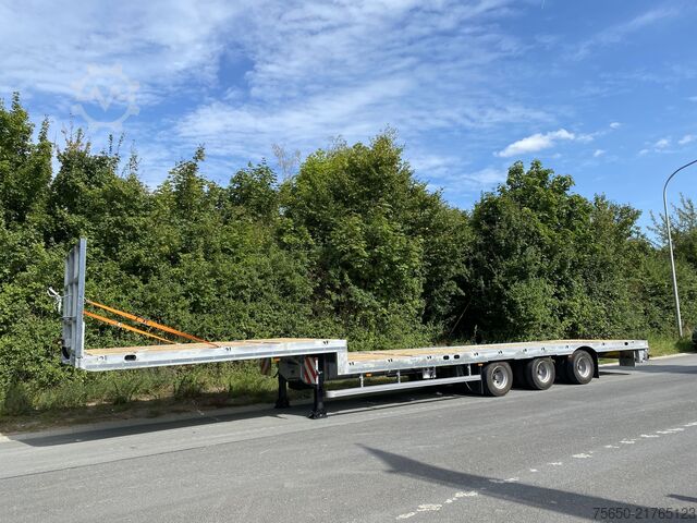 Low loader semitrailer Möslein ST 3-Plato 9,4  3 Achs Satteltieflader Plato 45 t GGfür Fertigteile, Baumaschinen oder Container
