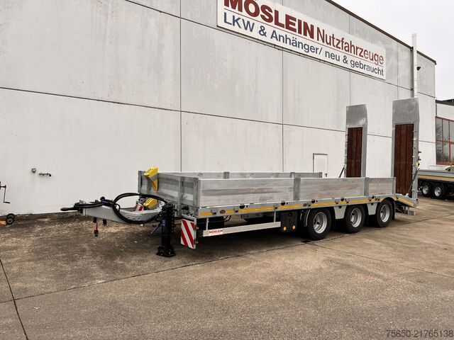Low loader trailer Möslein TT 31  31 t GG Tridem- Tieflader 3 Achs, gelenktNeufahrzeug