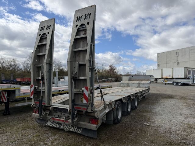 Low loader semitrailer Müller Mitteltal TS 3  3 Achs Satteltieflader