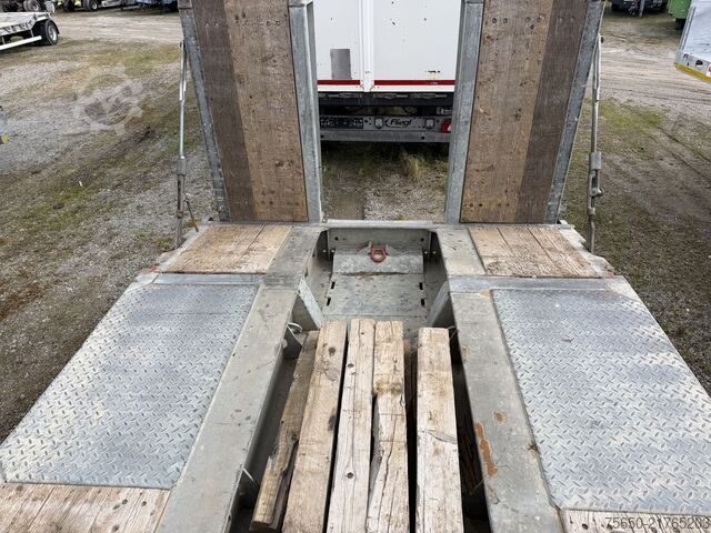 Low loader semitrailer Müller Mitteltal TS 3  3 Achs Satteltieflader