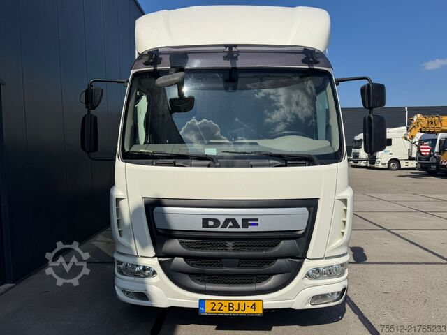 Suitcase DAF LF 210 / Tail Lift / 333.000..KM!! / NL truck