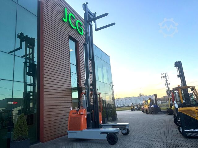 Vierwege-Gabelstapler Hubtex DQ45 / 4500 kg/ Triplex /Only 3309 h