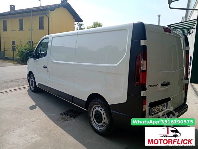 Transporter mit langem Radstand Renault Trafic L