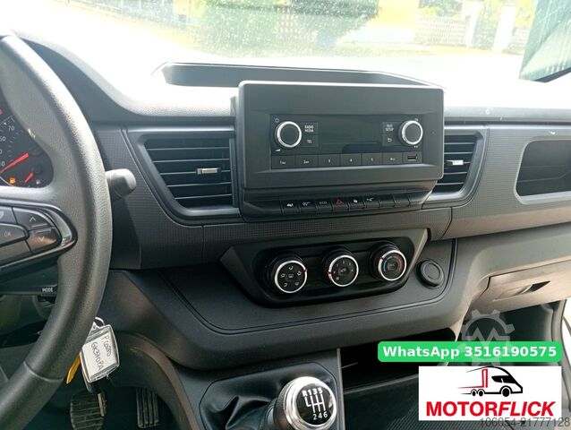 Transporter mit langem Radstand Renault Trafic L