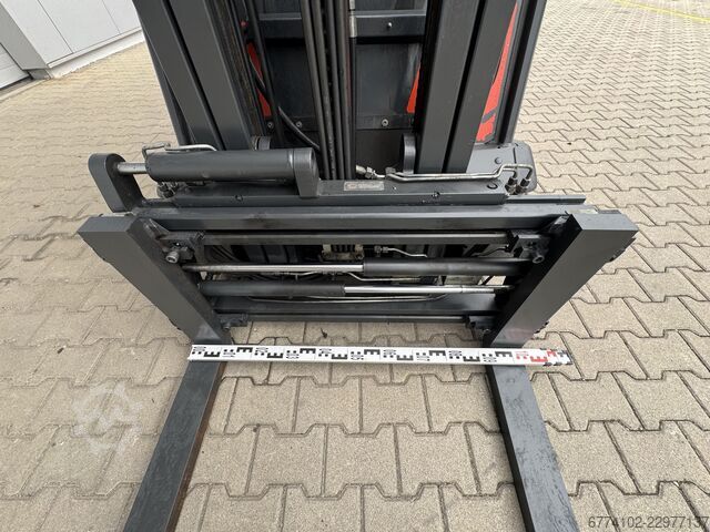 Electric - 4 wheels Linde E18PH  + Ladegerät NEU 48120 --EK