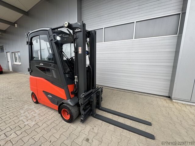 Electric - 4 wheels Linde E18PH  + Ladegerät NEU 48120 --EK