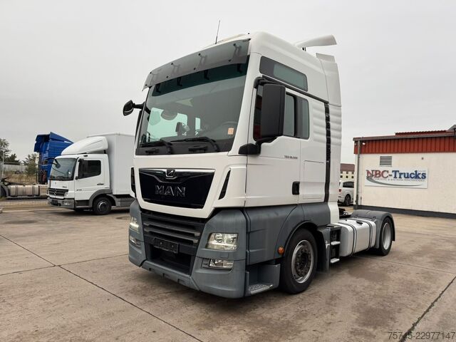 Volume tractor unit MAN TGX 18.500 XXL * RETARDER * STANDKLIMA * VER. SA