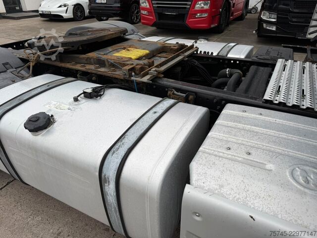 Volume tractor unit MAN TGX 18.500 XXL * RETARDER * STANDKLIMA * VER. SA