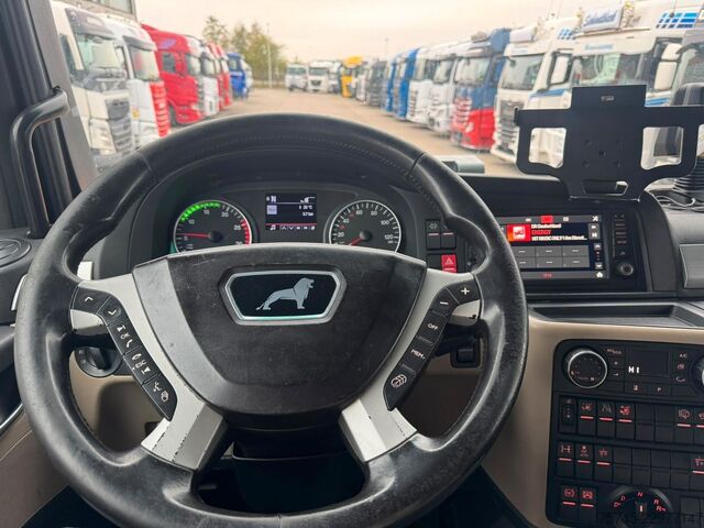 Volume tractor unit MAN TGX 18.500 XXL * RETARDER * STANDKLIMA * VER. SA