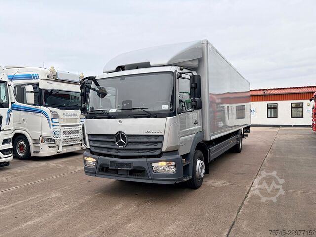 Box truck MERCEDES-BENZ ATEGO 1224 / 8,60M KOFFER / LBW / KAMERA