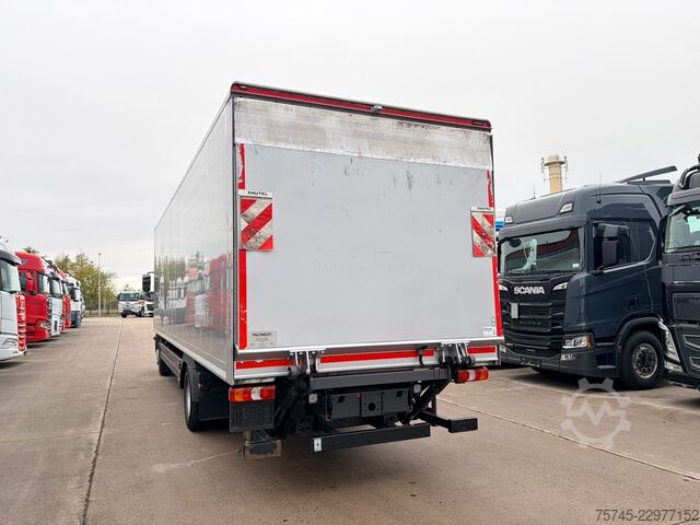 Box truck MERCEDES-BENZ ATEGO 1224 / 8,60M KOFFER / LBW / KAMERA
