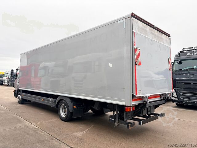 Box truck MERCEDES-BENZ ATEGO 1224 / 8,60M KOFFER / LBW / KAMERA