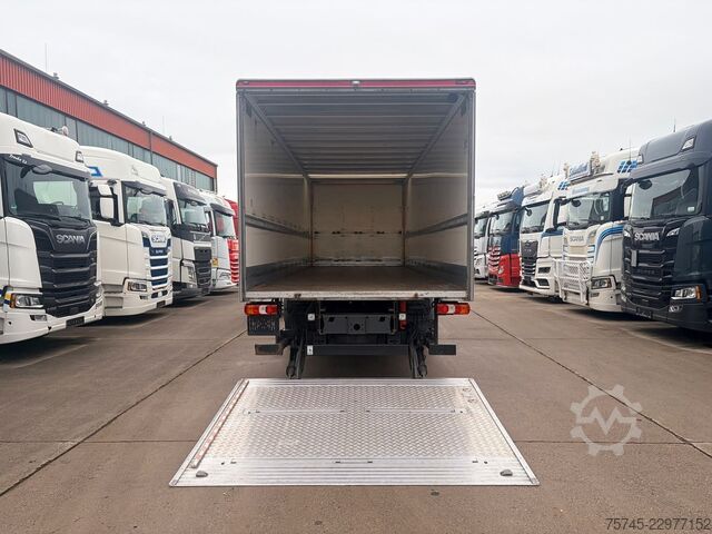 Box truck MERCEDES-BENZ ATEGO 1224 / 8,60M KOFFER / LBW / KAMERA