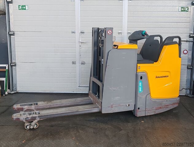 Pallet Stackers Jungheinrich ERD 220 1.66m/ 1902mh/ 2020y