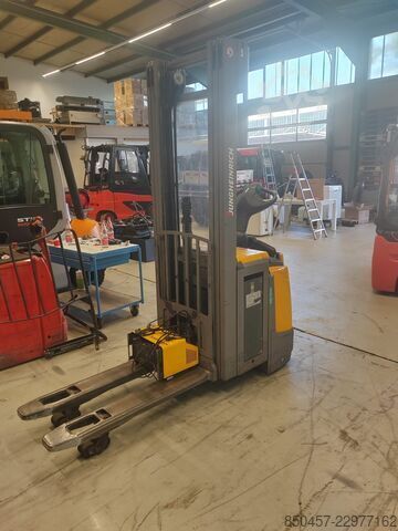 Pallet Stackers Jungheinrich ERC 214z 5.35m/ initial