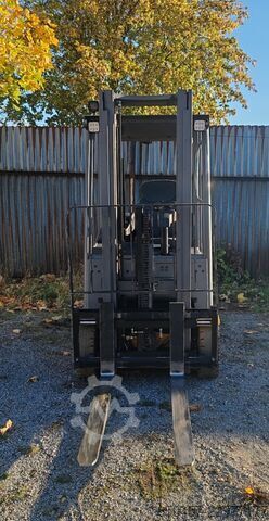 Electric - 3 wheels Jungheinrich EFG 215