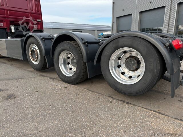 Truck chassis DAF XF530 8x2/4 Super Space Cab chassis