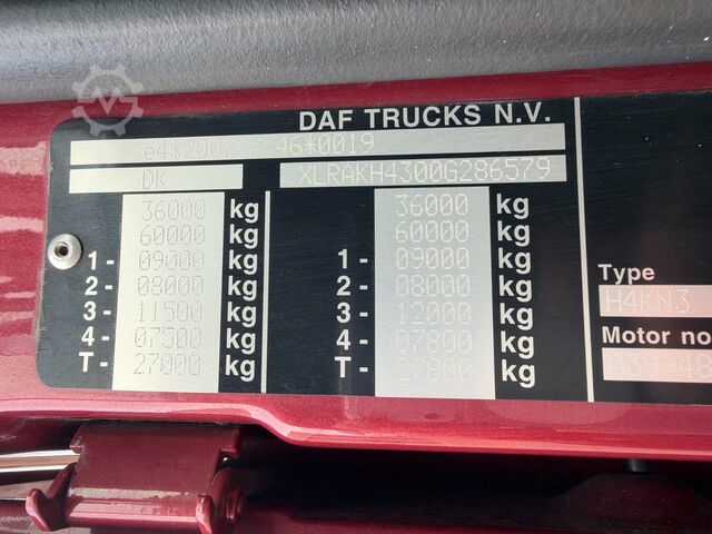 Truck chassis DAF XF530 8x2/4 Super Space Cab chassis
