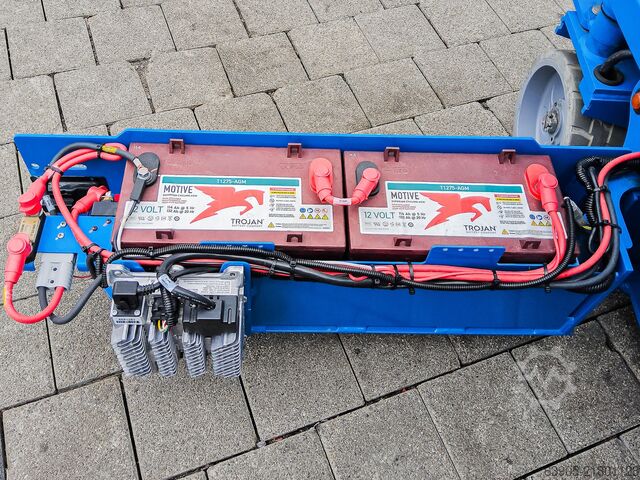 Scherenarbeitsbühne Genie GS 1932