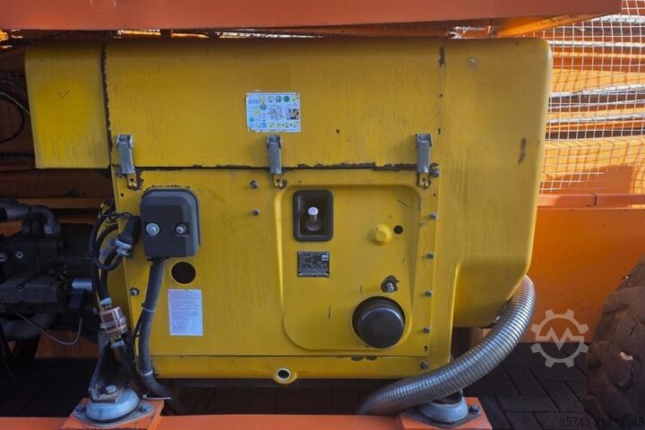 Scissor lift Holland Lift Megastar G320DL30-4WDS/N Diesel, 4x4x4 Drive, 34m