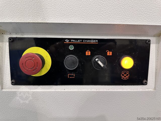 Horizontal Machining Centre Mazak HCN-6000